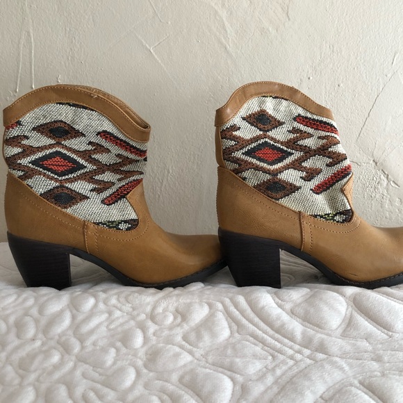 Western style booties leather uppers, Aztec print - Picture 9 of 12